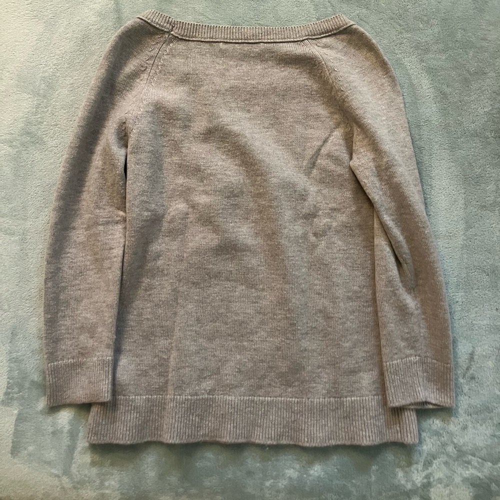 GAP Heather Gray Knit Pullover - Picture 3 of 4